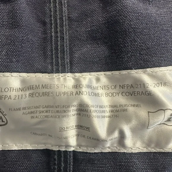 FR Carhartt bib overalls 44x30 - Picture 2 of 7